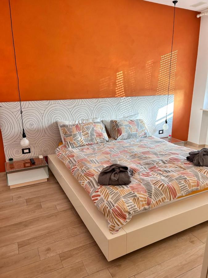 Apartament Bon Bon Del Centro No Ztl A Due Passi Da Piazza Alfieri Asti Zewnętrze zdjęcie